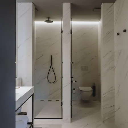 El Moderne 4* خيخون