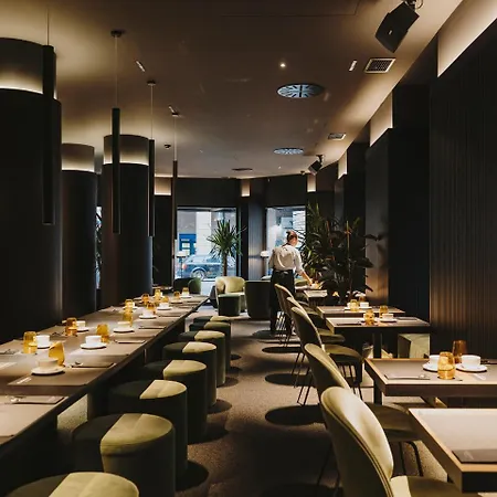El Moderne מלון 4*